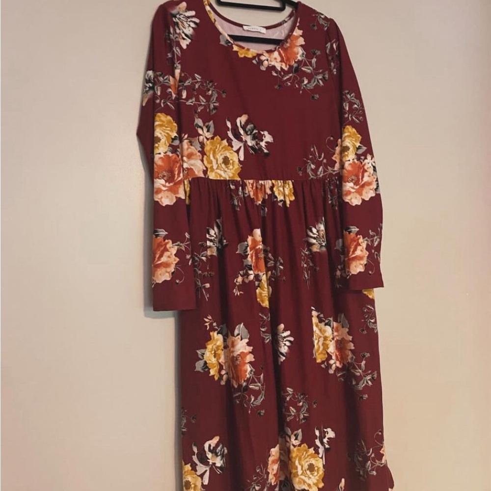 Reborn J Burgundy Floral Maxi Dress